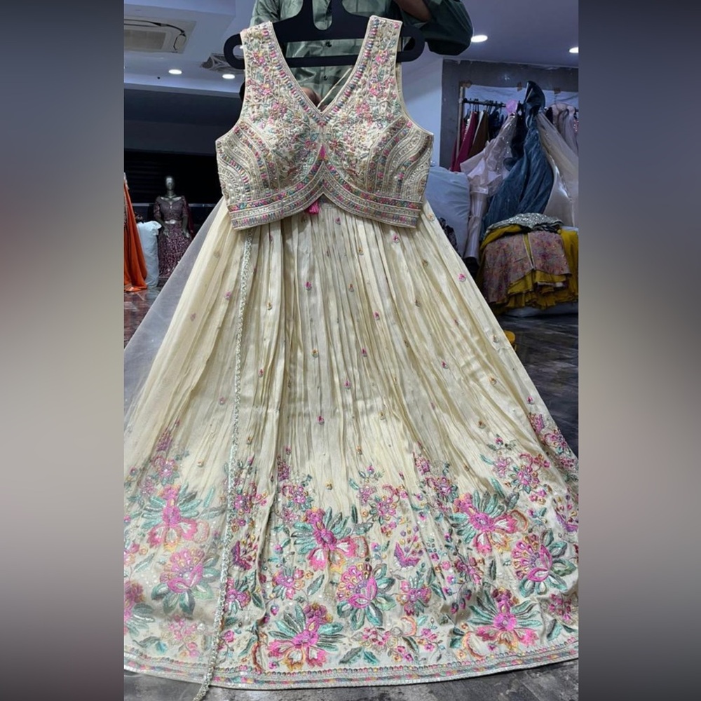 Embroidered Floral lehenga